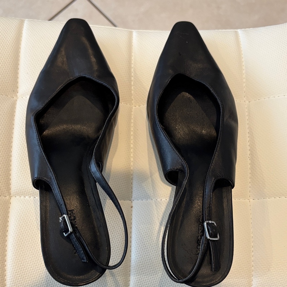 Nordstrom Black Pointed Slingback Heel